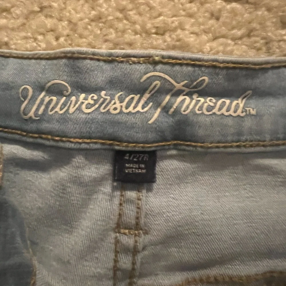 Universal Thread Ripped Jeans - Picture 2 of 3